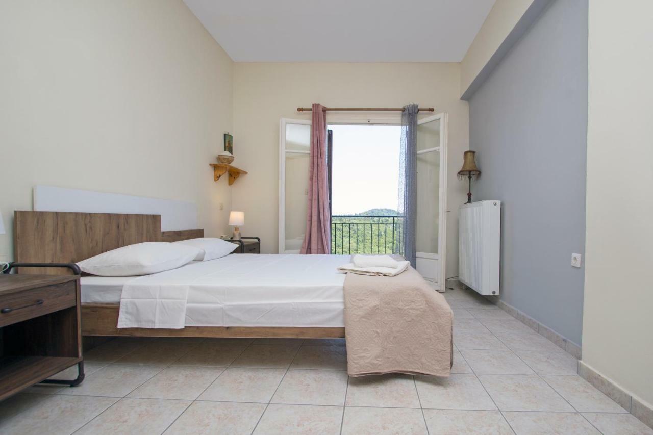 Luxury Skyline Apartment Пелекас Экстерьер фото